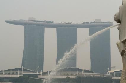 Farklı Bir Asya Ülkesi: Singapur  Farklı Bir Asya Ülkesi: Singapur