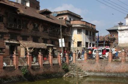 Dağların Tepesinde Bir Yerleşim Kirtipur Dağların Tepesinde Bir Yerleşim Kirtipur