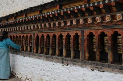 Thimphu ve “La Kanga” 