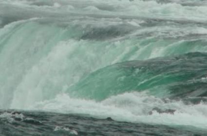 Niagara, Su ve Işığın Dansı  Niagara, Su ve Işığın Dansı