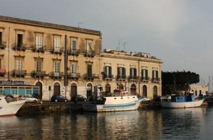 Arşimed'in Kenti Siracusa  Arşimed'in Kenti Siracusa