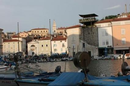 Slovenya'nın Adriyatik Kıyıları Koper, Piran, Portoroz ve İzola  Slovenya'nın Adriyatik Kıyıları Koper, Piran, Portoroz ve İzola