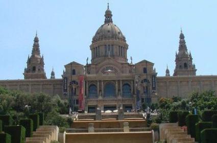 Gaudi'nin İzinde Barselona  Gaudi'nin İzinde Barselona