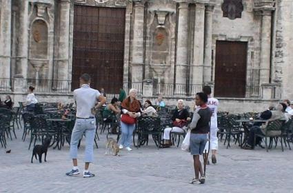 Tüm Renklerin Hayat Bulduğu Yer: Havana 