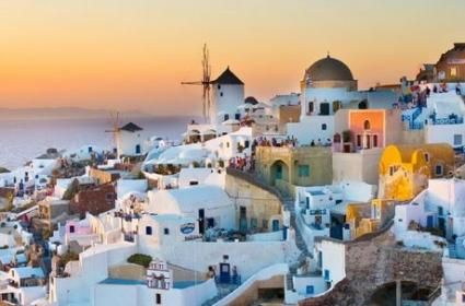 Romantik Gün Batımları ve Santorini