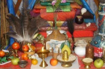 Moğolistan'da Şamanizm Ve Tengricilik  Moğolistan'da Şamanizm Ve Tengricilik