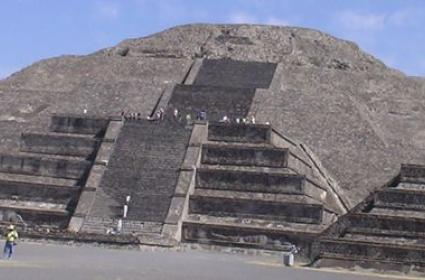 Mexico City – Güneş ve Ay Piramitleri