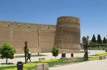 Arnavutluk&#039;tan Notlar: Tiran ve Durres 