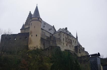 Lüksemburg&#039;un En Güzel Şatosu: Vianden Castle 