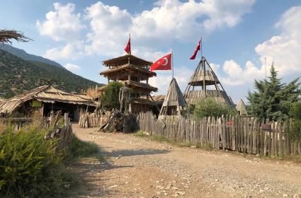 Burdur Lavanta Deresi ve Lisinia Doğa  Burdur Lavanta Deresi ve Lisinia Doğa
