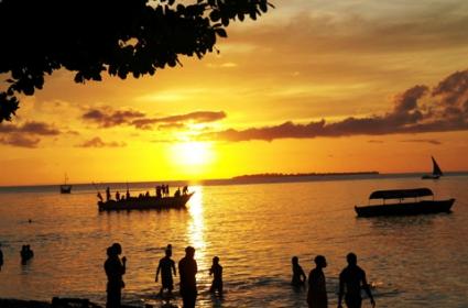 Göz Kamaştıran Sahiliyle Tropik Bir Cennet: Zanzibar 
