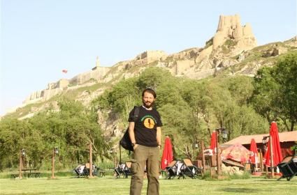 Her Şeye Rağmen Gülümseyen Bir Başkent: Phnom Penh  Her Şeye Rağmen Gülümseyen Bir Başkent: Phnom Penh