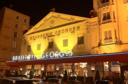 Chitwan Milli Parkı'nda Görülecek Yerler  Chitwan Milli Parkı'nda Görülecek Yerler