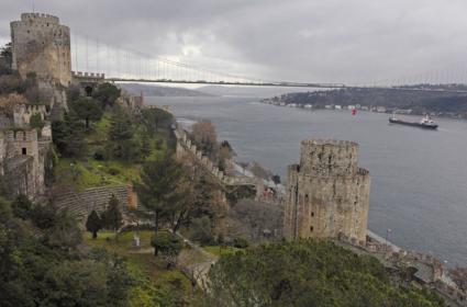 İstanbul&#039;un Simgelerinden Rumeli Hisarı 