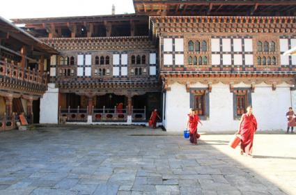 Santorini'de Yeme-İçme ve Konaklama Mekânları  Santorini'de Yeme-İçme ve Konaklama Mekânları