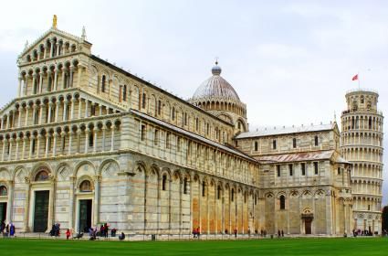 Pisa'da Bir Gün: Mucizeler Meydanı  Pisa'da Bir Gün: Mucizeler Meydanı