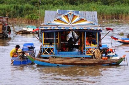 Su Üstünde Yaşam Mücadelesi: Tonle Sap 