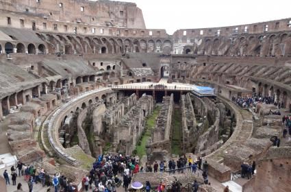 Roma'nın En Güçlü Sembolü: Kolezyum - Collesium  Roma'nın En Güçlü Sembolü: Kolezyum - Collesium