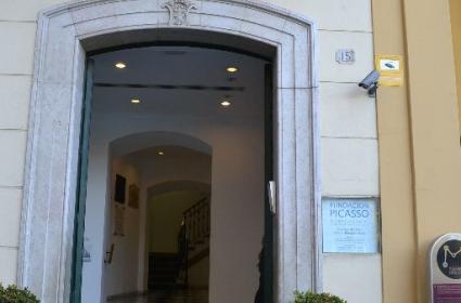 Sırtını Küçük Dağa, Gorica Dağlarına Yaslayan Kent: Podgorica  Sırtını Küçük Dağa, Gorica Dağlarına Yaslayan Kent: Podgorica