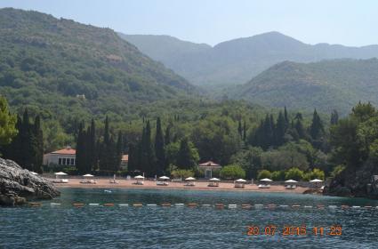 Budva'nın Eşsiz Plajları ve Güzellikleri  Budva'nın Eşsiz Plajları ve Güzellikleri