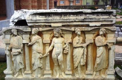 Tarih Dolu Gezi: İznik  Tarih Dolu Gezi: İznik