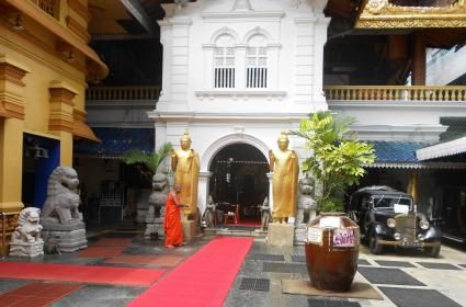 Şaşırtan Ülke Sri Lanka: Kolombo Ve Kandy 