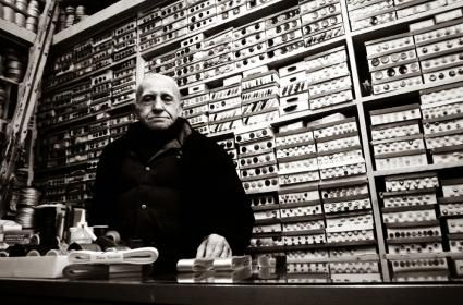 Bir Kemeraltı Masalı, İzmir 