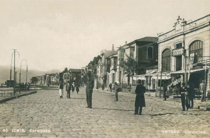 İzmir'de Kordelio'dan Karşıyaka'ya...  İzmir'de Kordelio'dan Karşıyaka'ya...