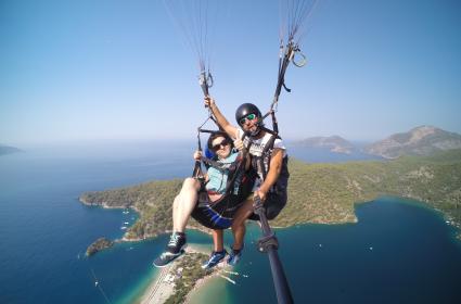 Ölüdeniz&#039;de Kuşlar Gibi 