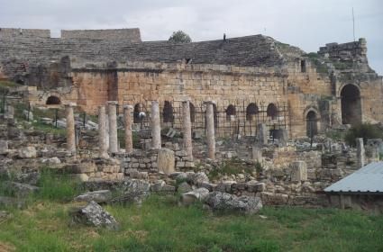 Güzeller Güzeli Hera'nın Şehri: Hierapolis  Güzeller Güzeli Hera'nın Şehri: Hierapolis