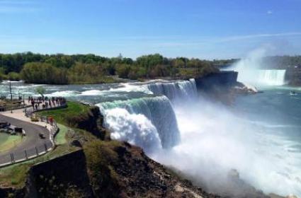 Hayallerimin Olduğu Yerdeyim: Niagara Şelaleleri  Hayallerimin Olduğu Yerdeyim: Niagara Şelaleleri
