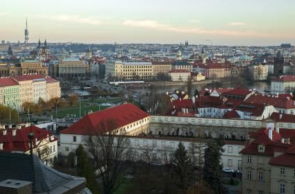 Ortaçağ Şehri Prag  Ortaçağ Şehri Prag