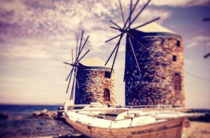 Çeşme'nin Karşı Kıyısı: Sakız (Chios) Adası  Çeşme'nin Karşı Kıyısı: Sakız (Chios) Adası