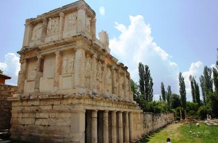 Aydın'ın Kayıp Güzelliği: Afrodisias Antik Kenti  Aydın'ın Kayıp Güzelliği: Afrodisias Antik Kenti