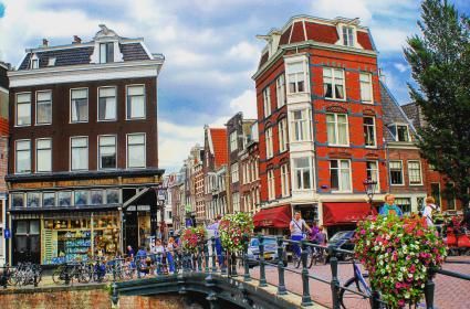 Paris&#039;ten Bir Amsterdam Güzellemesi 