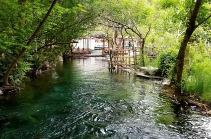 Işık Doğudan Yükselir: Mardin  Işık Doğudan Yükselir: Mardin