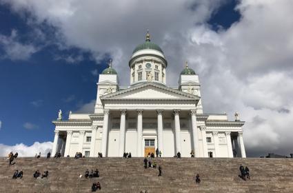 Bataklıklar Ülkesine Yolculuk: Bir Helsinki Güncesi 