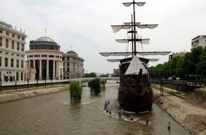 Üsküp ve Matka Kanyonu  Üsküp ve Matka Kanyonu