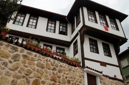 İki Yüksek Tepe Arasında Kastamonu  İki Yüksek Tepe Arasında Kastamonu