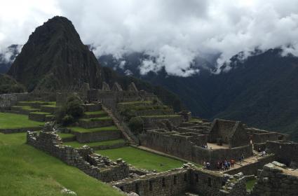 İnka Antik Şehri: Machu Picchu  İnka Antik Şehri: Machu Picchu
