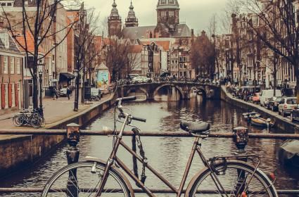 A&#039;dan Z&#039;ye Amsterdam 