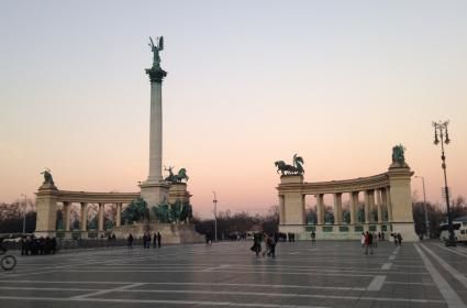 Budapeşte Yollarında: Buda ve Peşte 