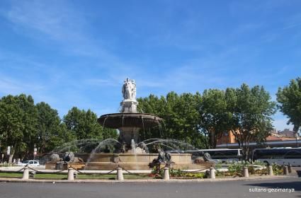 Aıx-En Provence'ta Bir Gün  Aıx-En Provence'ta Bir Gün