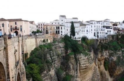 Çanlar Kimin İçin Çalıyor'un İzinde: Ronda  Çanlar Kimin İçin Çalıyor'un İzinde: Ronda