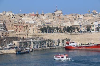 Cennet Ada: Malta  Cennet Ada: Malta