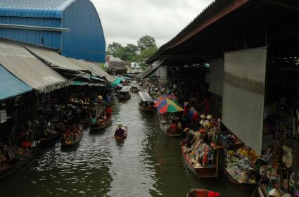 Bangkok'un Yüzen Çarşıları  Bangkok'un Yüzen Çarşıları