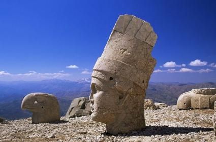 Nemrut Dağı Tarihçesi ve Efsanesi 