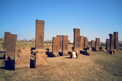 Ahlat Eski Yerleşimi ve Mezar Taşları 