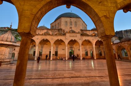 Halil Ür-Rahman Camii 