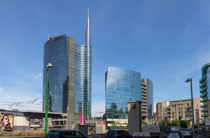  Piazza Gae Aulenti